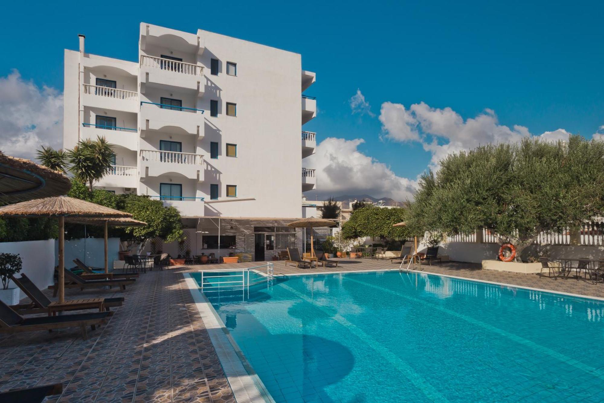 Regina Studios & Hotel Karpatos Zewnętrze zdjęcie