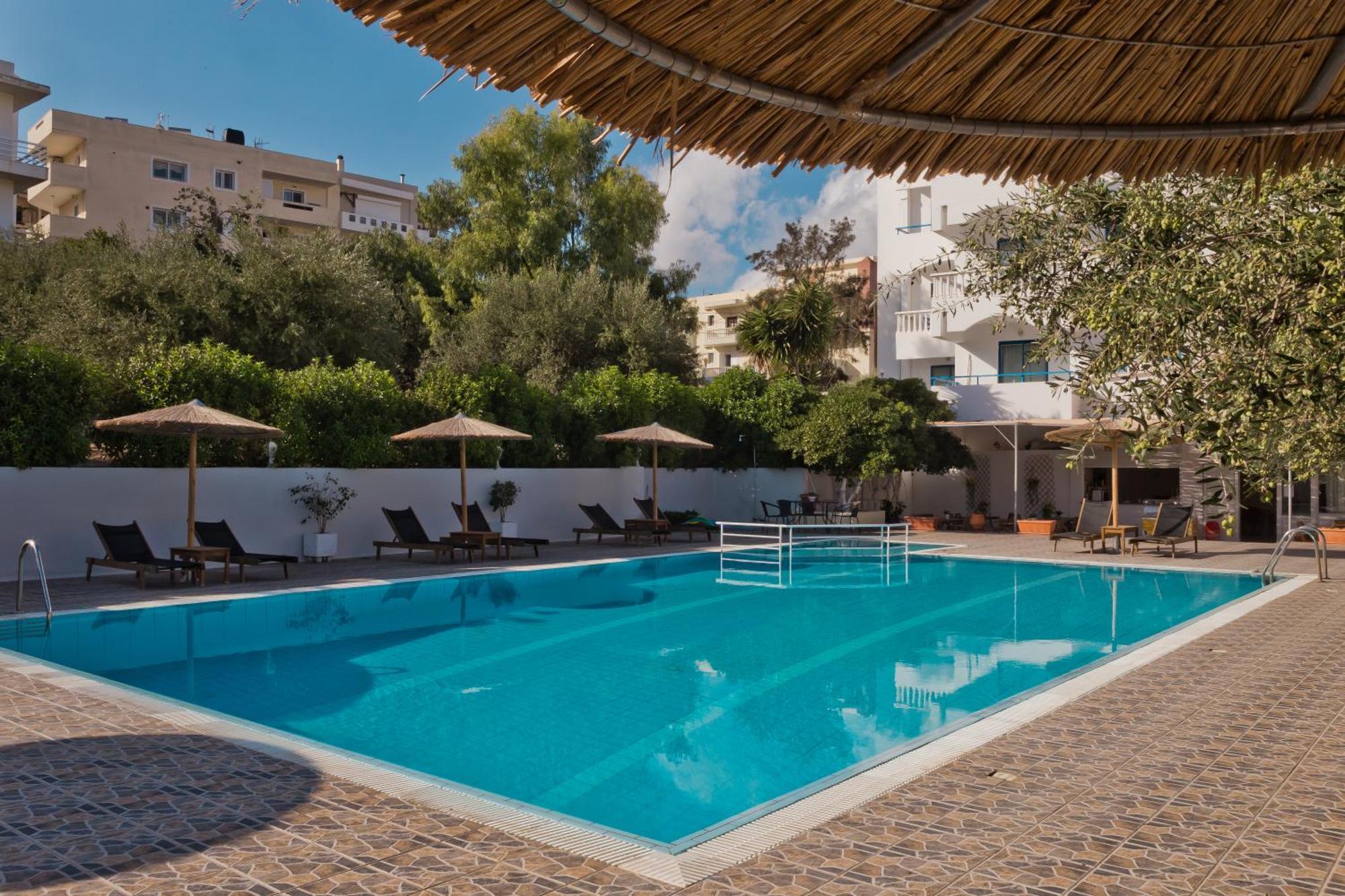 Regina Studios & Hotel Karpatos Zewnętrze zdjęcie