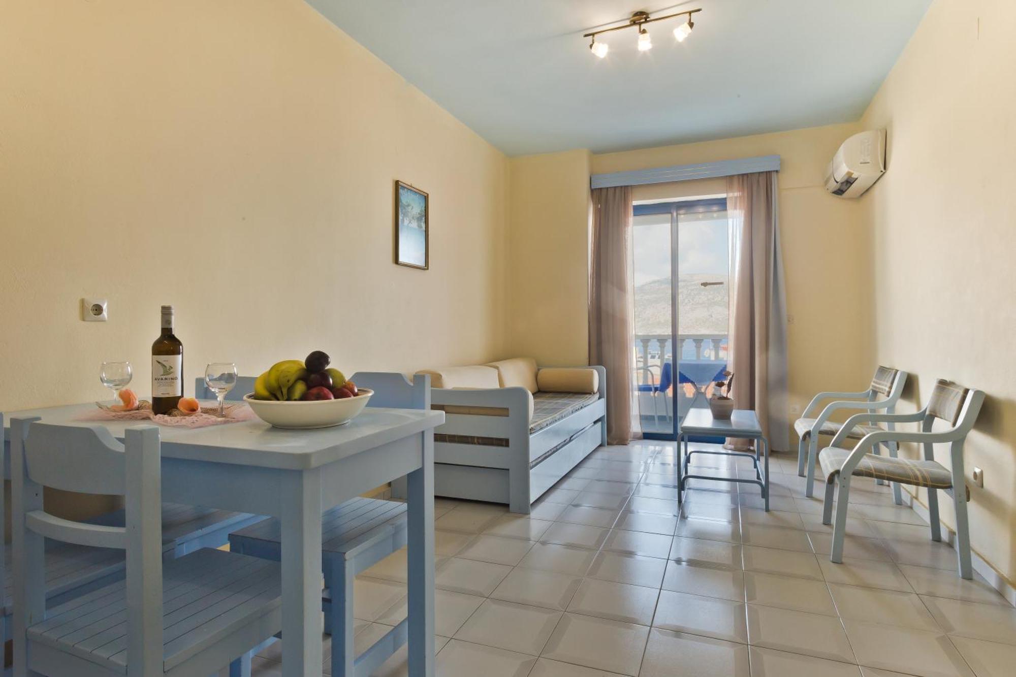 Regina Studios & Hotel Karpatos Zewnętrze zdjęcie