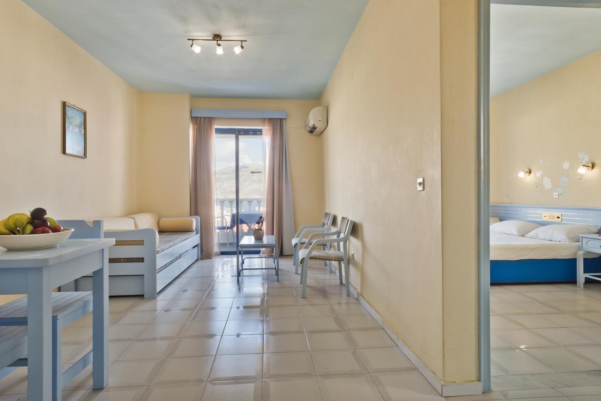 Regina Studios & Hotel Karpatos Zewnętrze zdjęcie