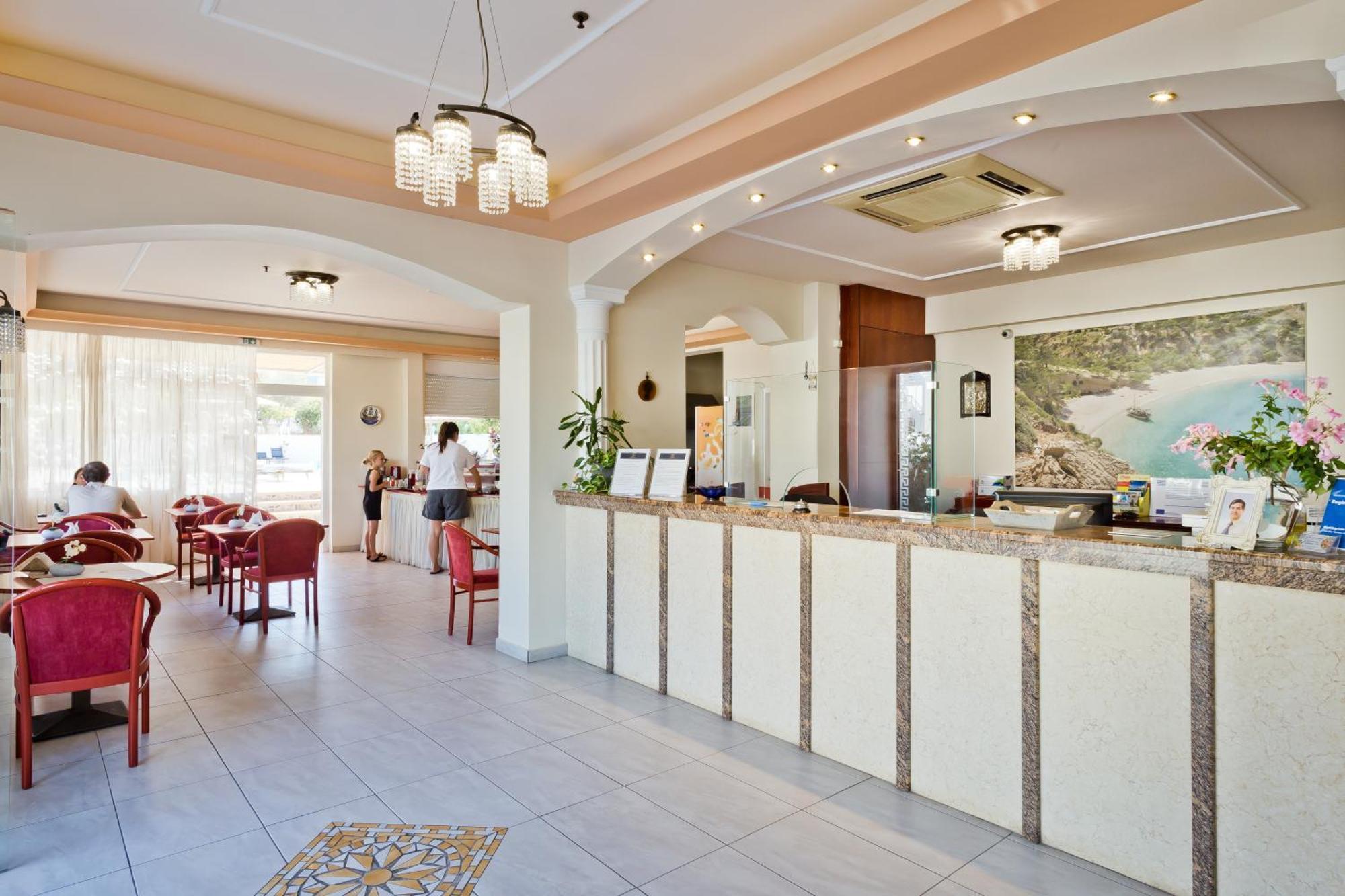 Regina Studios & Hotel Karpatos Zewnętrze zdjęcie