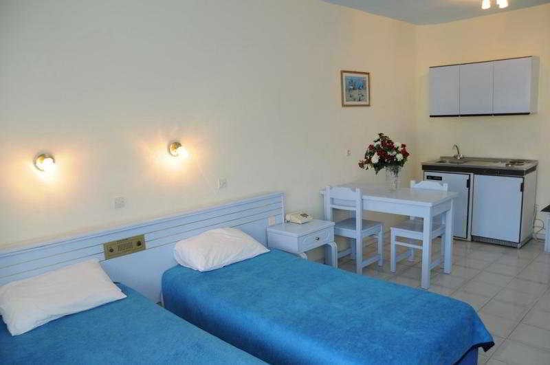 Regina Studios & Hotel Karpatos Zewnętrze zdjęcie