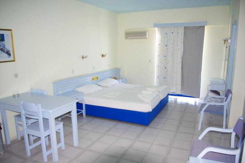 Regina Studios & Hotel Karpatos Zewnętrze zdjęcie